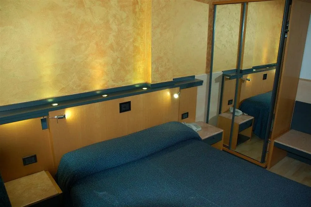 Hotel Martini Verona 3*,