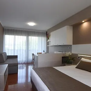 Aparthotel All'adige, Verona