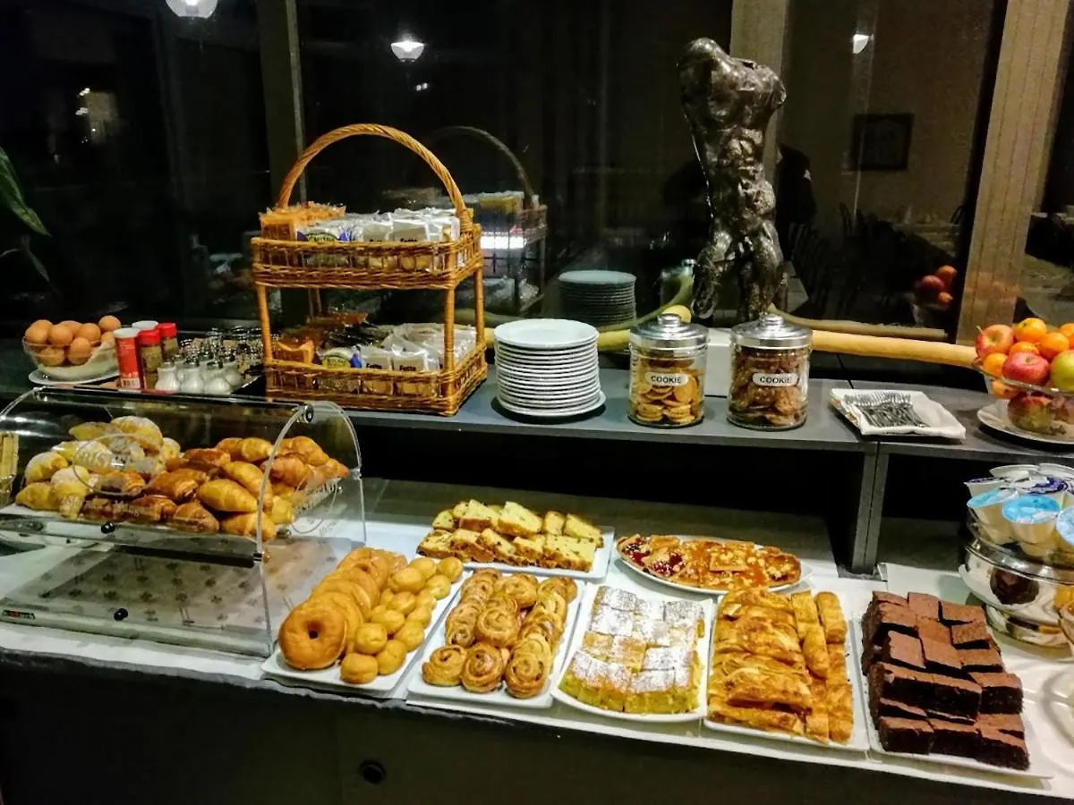 ורונה Hotel Martini